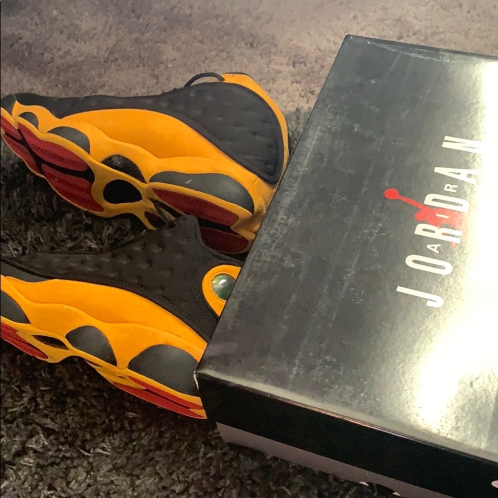 Air Jordan 13s with Box authentic 100%